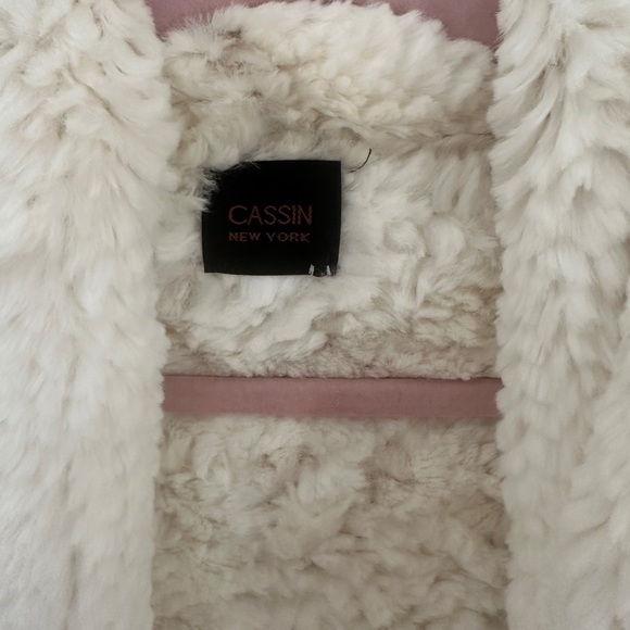 Women's Cream Teddy Jacket - Picture 2 of 8